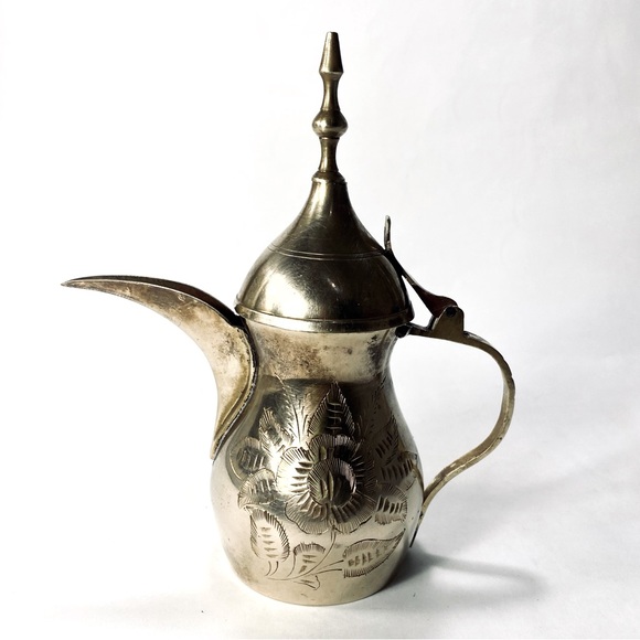 Vintage Arabian Turkey Etched Brass Dallah Coffee Tea Pot - Picture 1 of 13